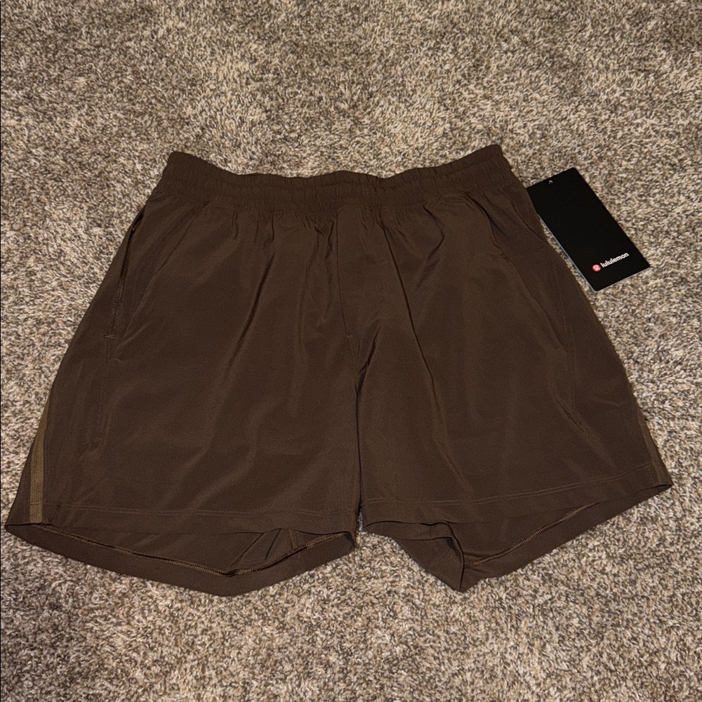 Lululemon Short 5” *Linerless - Picture 2 of 6